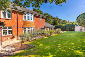 Photo 15- click for photo gallery